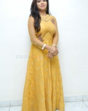 Telugu Actress Karunya Chowdary New Photoshoot Stills 15