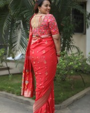 Tenant Actress Ester Noronha Glam Saree Photoshoot Pictures 31