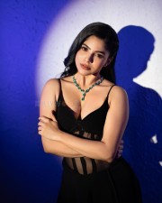 Bold and Beautiful Divya Bharathi in a Revealing Black Dress Pictures 04