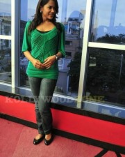 Sexy Sameera In Green Pics 09