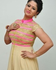 Tollywood Actress Shilpa Chakravarthy New Stills 04