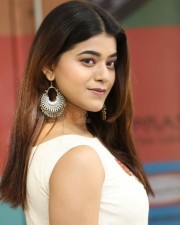 Yamini Bhaskar At Bhale Manchi Chowka Beram Movie Trailer Launch Photos 01