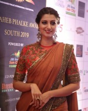 Actress Hamsa Nandini At Dadasaheb Phalke Awards South 2019 Photos 10