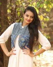 Actress Nikitha Narayan New Photoshoot Pictures 08