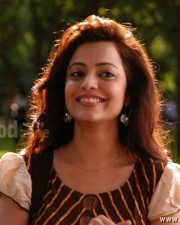 Sexy Actress Nisha Agarwal Photos 23