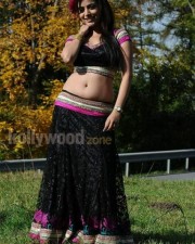 Sexy Nisha Agarwal In Istam Movie Stills 05