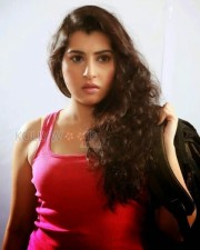 Telugu Actress Archana Spicy Stills 01