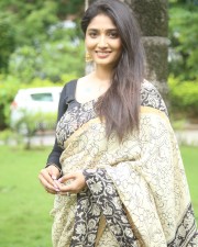 Telugu Actress Priya Vadlamani at Veeranjaneyulu Viharayathra Teaser Launch Pictures 25