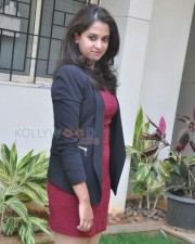 Tolly Actress Nanditha Photos 11