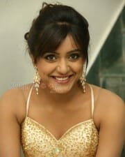 Actress Vithika Sheru Latest Photos 27