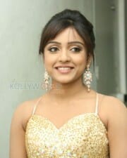 Actress Vithika Sheru Latest Photos 33