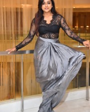 Actress Vithika Sheru at Nindha Pre Release Event Photos 22