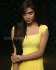 Beautiful Vithika Sheru Photos 10