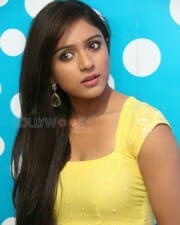 Beautiful Vithika Sheru Photos 23