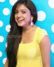 Beautiful Vithika Sheru Photos 27