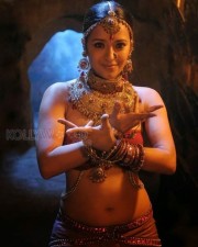 Aayirathil Oruvan Heroine Reema Sen Sexy Photos 02