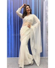 Actress Divyanka Tripathi in a White Silk Saree Photos 04