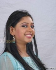 Actress Neethi Taylor Photos 01