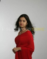 Colours Swathi Stills21