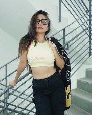 Fashion Beauty Anushka Sen in a Sexy Crop Top and Jacket Photos 01