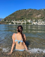 Hot Anushka Sen Vacation Bikini Pictures 04