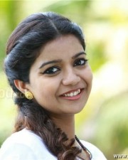 Malayalam Actress Swathi Pictures 03