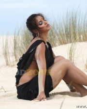 Neetu Chandra Sexy Pics 19