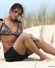 Neetu Chandra Sexy Pics 24