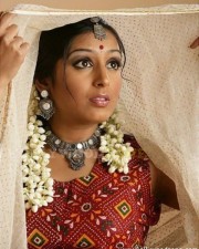 Padma Priya Pics 23