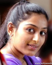 Padma Priya Pics 32