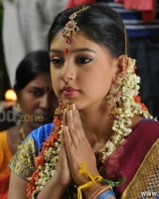 Pelli Pusthakam Heroine Nidhi Taylor Stills 06