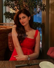 Ravishing Palak Tiwari in a Bold Red Sleeveless Gown Photos 02