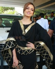 Sana Khan Launches Aakrithi Exibition Photos 17