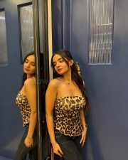 Sexy Anushka Sen in a Strapless Leopard Printed Top and Denim Pant Photos 03