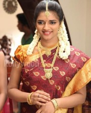 Sonna Puriyadhu Heroine Vasundhara Photos 07