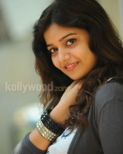 South Indian Actress Swathi Pictures 13