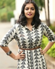 Swathi Reddy At London Babulu Movie Teaser Launch Photos 13