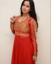 Actress Ishika Singh New Stills 11