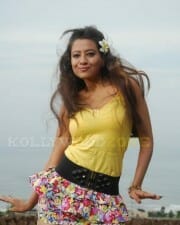 Actress Madalasa Sharma Sexy Hot Stills 52