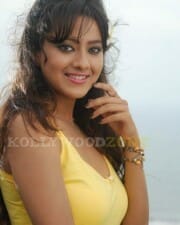 Actress Madalasa Sharma Sexy Hot Stills 67