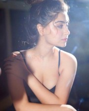 Yeh Hai Mohabbatein Actress Aditi Bhatia Sexy Pictures 03