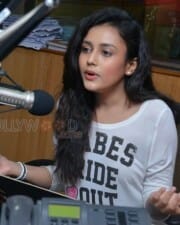 Mishti Chakravarthi At Babu Baga Busy Team At Radio City Photos 12