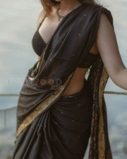 Mukhachitram Actress Ayesha Khan Hot in Black Saree Photos 02