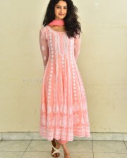 Heroine Manasa Varanasi at Devaki Nandana Vasudeva Interview Photos 13