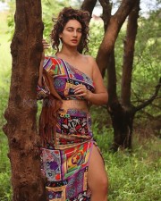 Glam Megha Shukla Navel in a Colourful Dress Photos 01