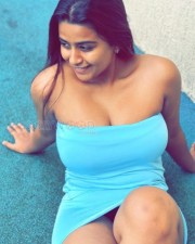 The Archies Actress Suhana Khan Sexy in a Blue Off Shoulder Mini Dress Photos 01