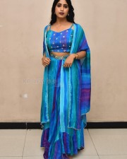 Actress Yashaswini Srinivas at Sarangadariya Trailer Launch Event Photos 13