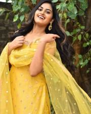 Actress Vaishnavi Krishnamurthy at Manmayi Teaser Launch Event Photos 19