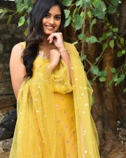 Actress Vaishnavi Krishnamurthy at Manmayi Teaser Launch Event Photos 24