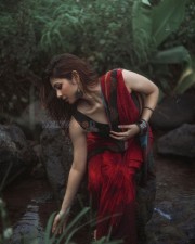 Sexy Bombshell Srushti Bannati Cleavage and Navel in a Red Printed Saree with a Sleeveless Black Blouse Photos 06